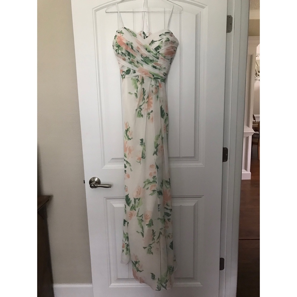 Strapless Floral Gown 💐 Camille La Vie